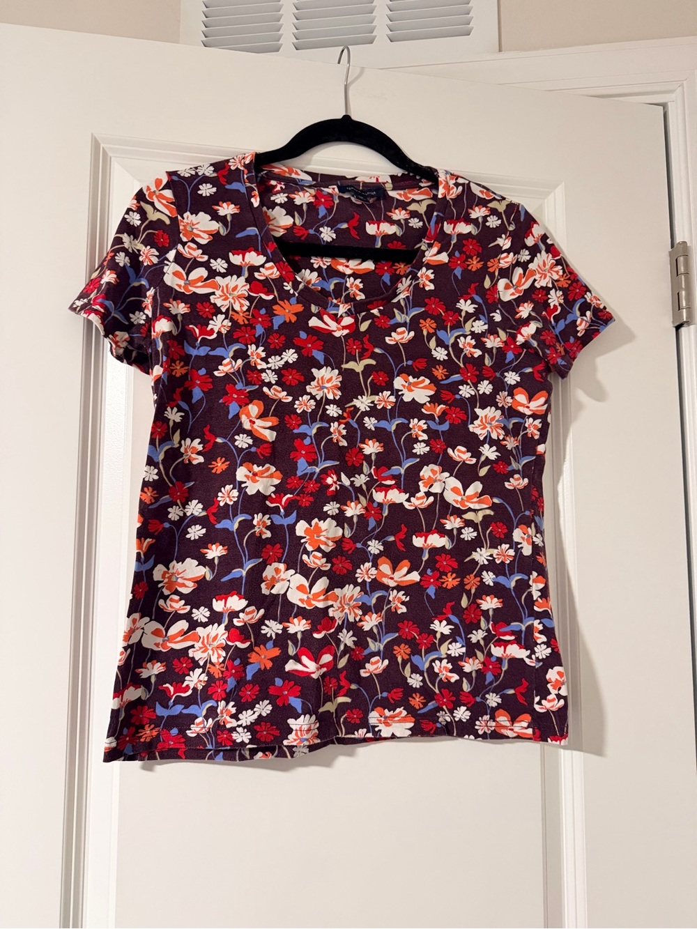 Tommy Hilfiger Floral Top - Size S/P‎ - Picture 2 of 10